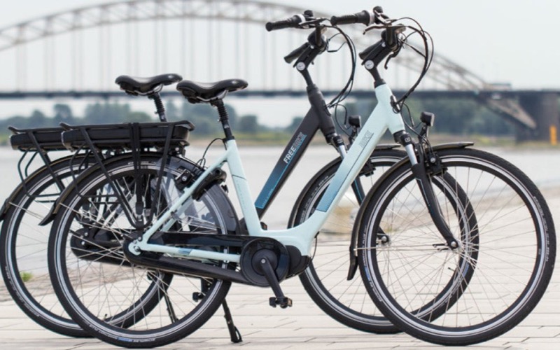 <p>Freebike is h&eacute;t nieuwe e-bikemerk dat de markt opschudt. Jij stelt je e-bike helemaal zelf samen met de high-end 3D configurator. Dankzij A-merk onderdelen, topkwaliteit frames en levering via geselecteerde dealers ben je verzekerd van kwaliteit &eacute;n service. Innovatief, persoonlijk en anders dan de rest.</p>

